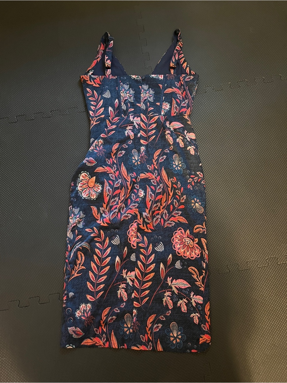 Averie Like New Halley Draped Midi Dress Flowery Print on Cobalt Blue Small - Picture 5 of 7